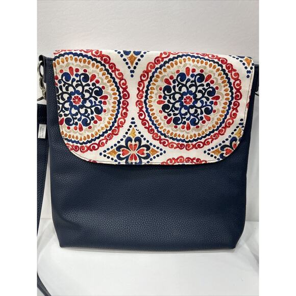 Thirty One Studio Modern Purse with Changeable Flap Shoulder Bag - Picture 9 of 16